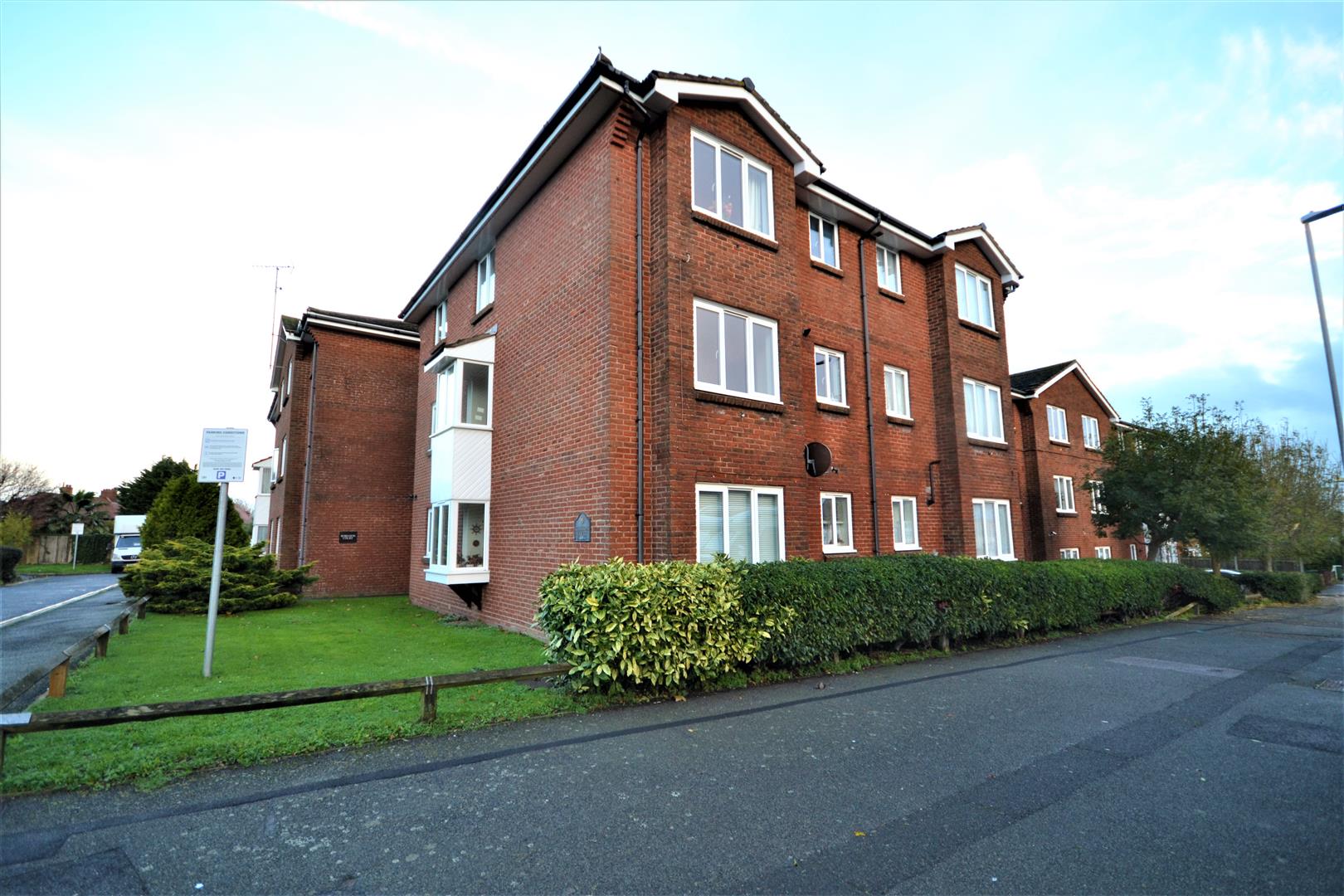 Properties For Sale/Rent Hastings, Bexhill, Eastbourne Oakfield Estate